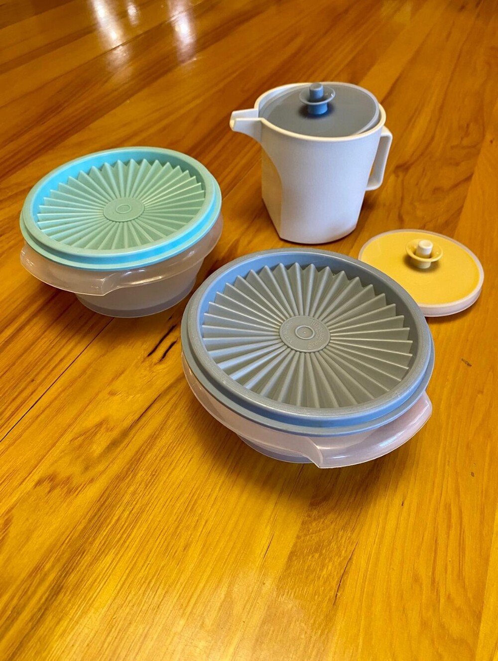 Vintage Tupperware Storage Containers 812-58 Almond Cream Pitcher 1414-14